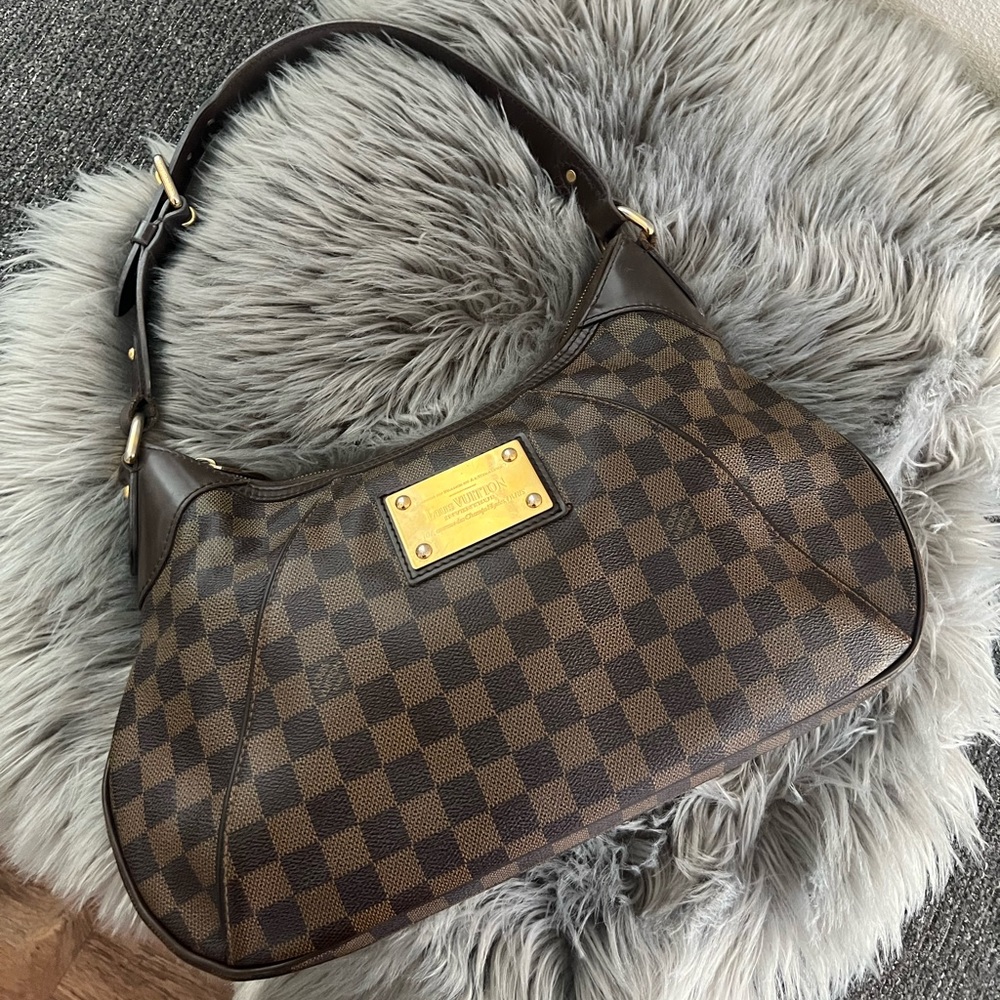 Damier Thames PM 💗